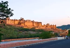 The majestic Amber Fort in Jaipur, a grand architectural marvel and the starting point for complete Rajasthan round trip tour packages.